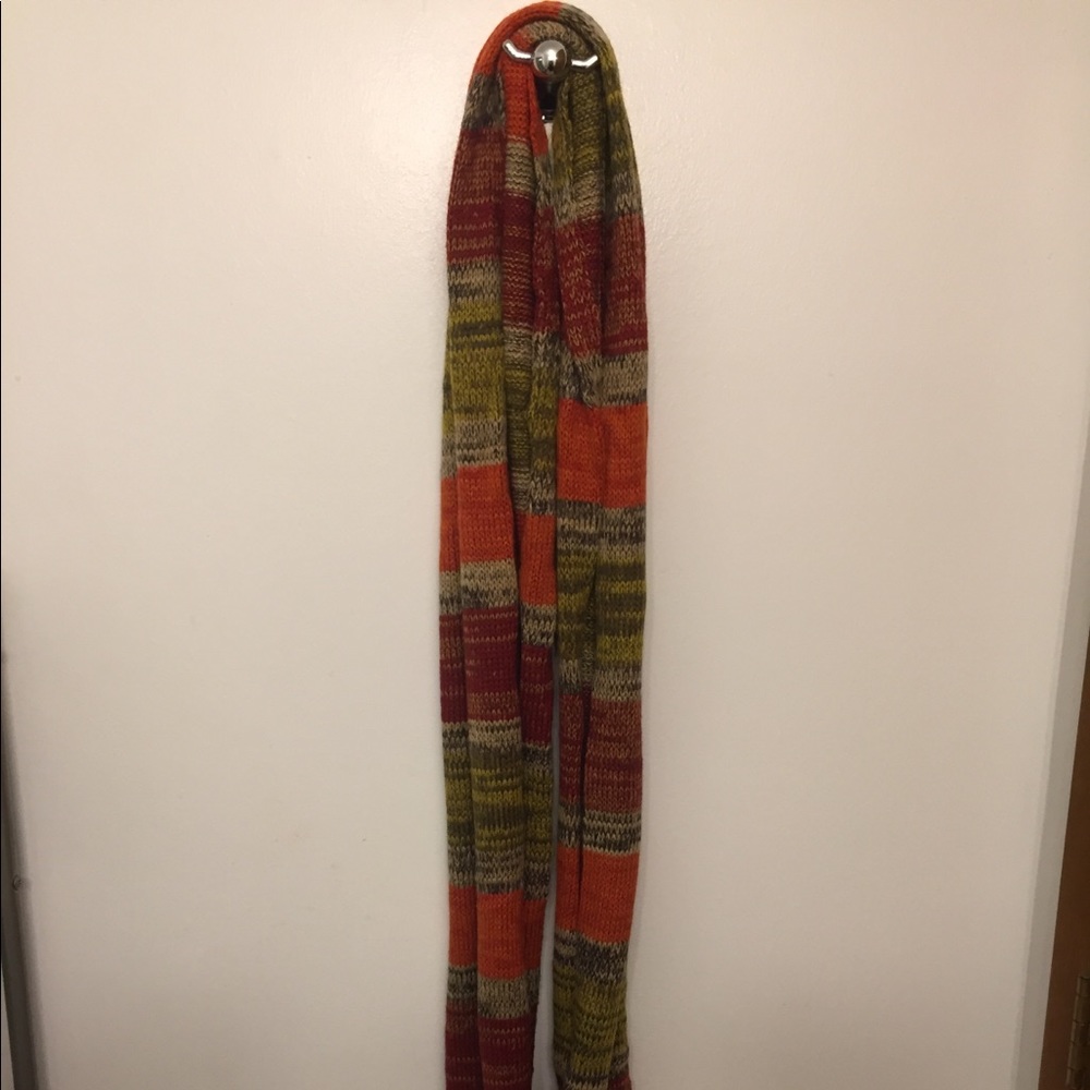 Infinity scarf - Picture 2 of 2